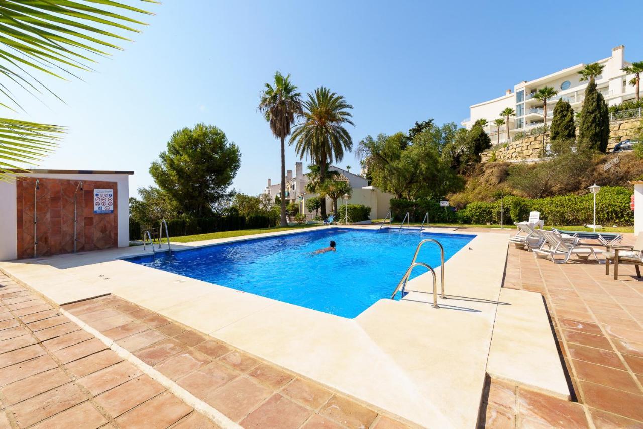 Malagasuite House Pool Фуэнхирола Экстерьер фото