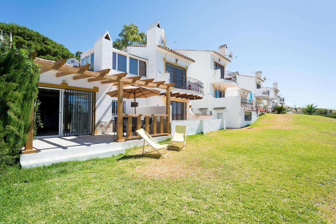 Malagasuite House Pool Фуэнхирола Экстерьер фото